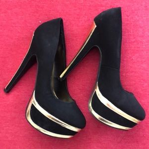 Brand new black & gold heels